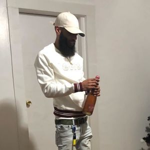 Meet your Posher, Everett